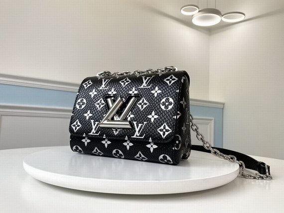Louis Vuitton Bag 2020 ID:202007a88